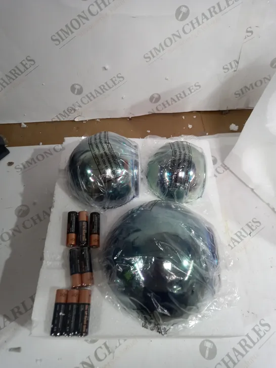 BUNDLEBERRY BY AMANDA HOLDEN SET OF 3 INFINITY SPHERES - GUNMETAL