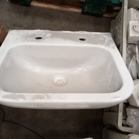 2 ASSORTED CERAMIC SINKS