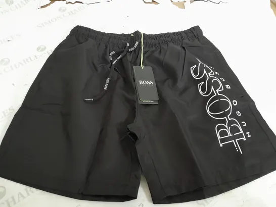 HUGO BOSS SALBO SHORTS IN BLACK - MEDIUM