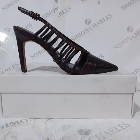 BOXED PAIR OF REISS DAPHNE SLINGBACK HEELS IN POMEGRANATE SIZE 6