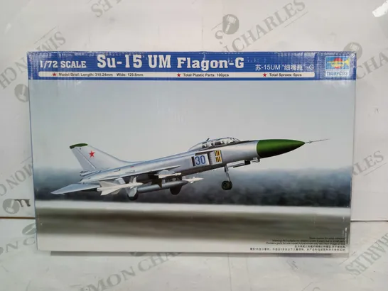 TRUMPETER 1/72 SCALE SU-15 UM FLAGON-G MODEL KIT