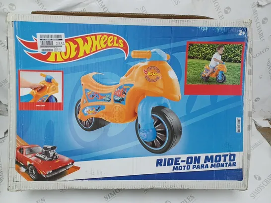 HOT WHEELS RIDE ON MOTO RRP £35.99