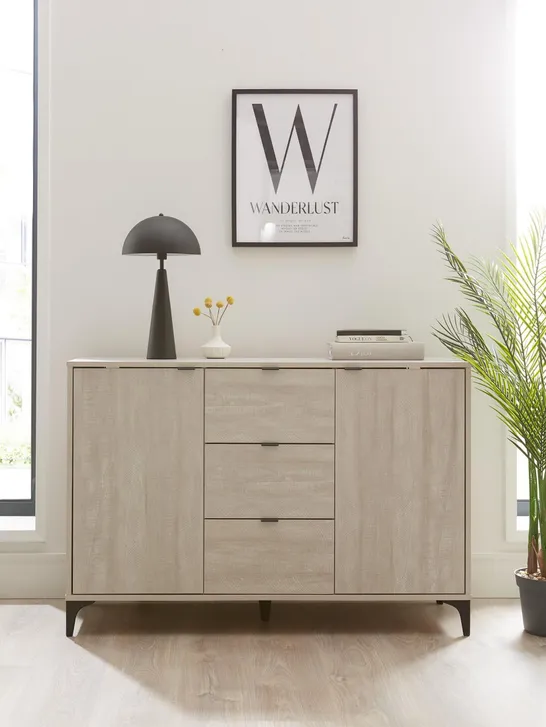 BOXED WAKEFIELD LARGE SIDEBOARD GREY OAK