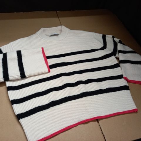 ZARA KNITTED JUMPER IN CREAM STRIPE WITH OVERSIZED SLEEVES - EUR S