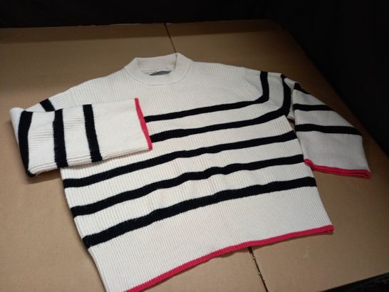 ZARA KNITTED JUMPER IN CREAM STRIPE WITH OVERSIZED SLEEVES - EUR S