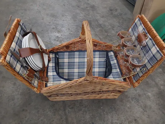 WICKER PICNIC BASKET, FITTED INTERIOR WITH COOL COMPARTMENT, GLASSES, PLATES & CUTLERY 