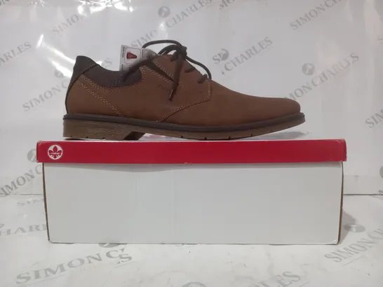 BOXED PAIR OF RIEKER SHOES IN BROWN EU SIZE 44