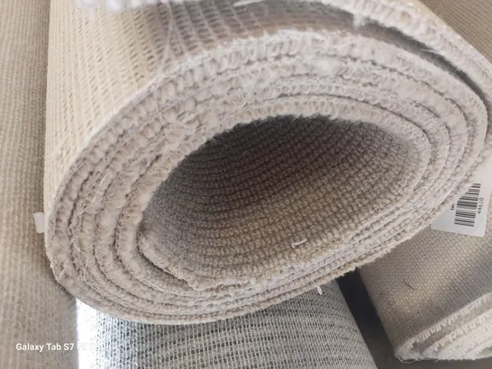 ROLL OF QUALITY COTSWOLD ELKESTONE CARPET APPROXIMATELY 5M × 2.44M