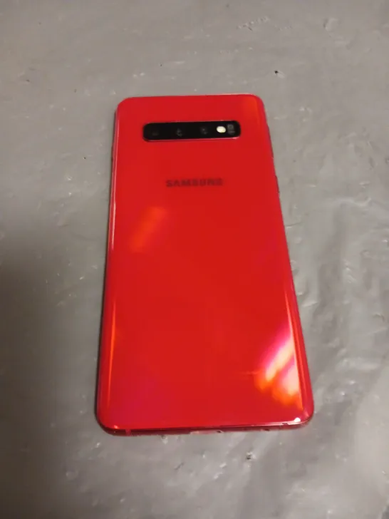 UNBOXED SAMSUNG GALAXY S10 MOBILE PHONE