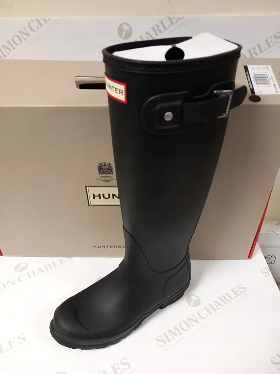 BOXED HUNTERS WOMENS ORIGINAL TALL SIZE 3