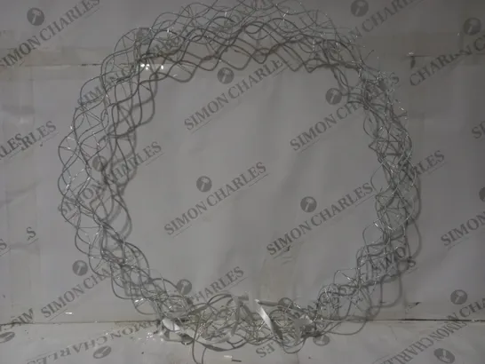 BOXED KELLY HOPPEN WHITE LIGHT UP WREATH