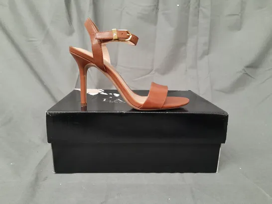 BOXED PAIR OF RALPH LAUREN OPEN TOE HIGH HEEL SANDALS IN BROWN UK SIZE 3.5