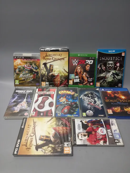 APPROXIMATELY 32 ASSORTED GAMES & DVDS TO INCLUDE WORLDS OF MAGOC (PS4), HELLBOY (PSP UMD VIDEO), INJUSTICE GODS AMONG US (WII U), ETC