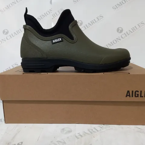 BOXED PAIR OF AIGLE 1853 WATERPROOF ANKLE BOOTS IN OLIVE UK SIZE 6.5