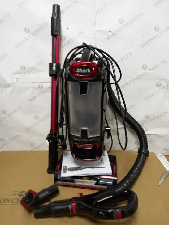 SHARK UPRIGHT VACUUM CLEANER 