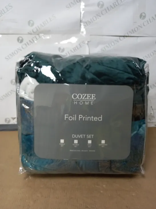 COZEE HOME VELVETSOFT OMBRE FLORAL FOIL DUVET SET IN EMERALD 