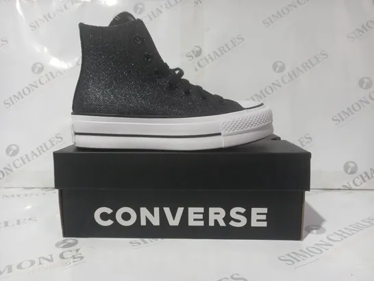 BOXED PAIR OF CONVERSE ALL STAR LIFT HI TOP SHOES IN BLACK W. GLITTER EFFECT UK SIZE 3.5