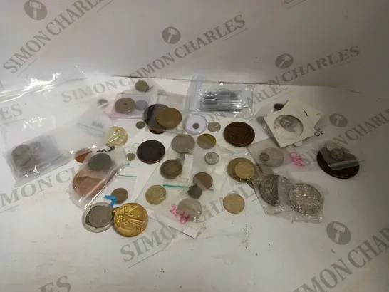 COLLECTION OF COINS RANGING IN DATES AND VALUES