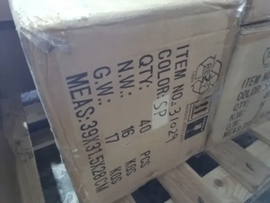 PALLET CONTAINING 9 MULTIPACK BOXES OF ASSORTED LIGHTING ITEMS INCLUDES EMCOLITE MS1422, 50W PISTON FITTING IN CAST ALUMINIUM AND 6.5W BULBS