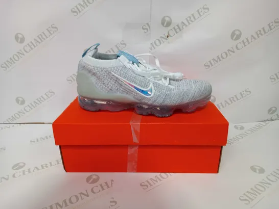 NIKE AIR VAPORMAX 2021 FK IN WHITE/CLEAR - UK 6 