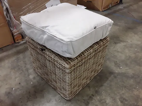 BOXED SQUARE FOOTSTOOL IN NATURAL COLOUR SET OF 3 (3 BOXES)