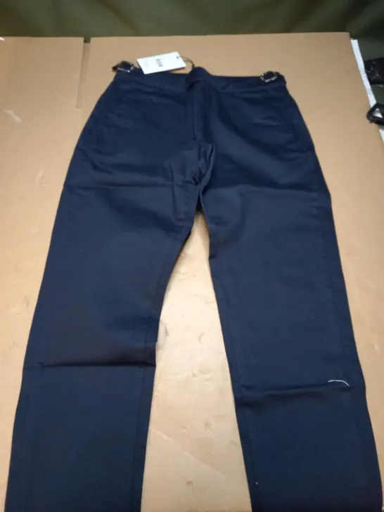 ARNE TAILORED CHINO NAVY TROUSERS - SIZE 30S