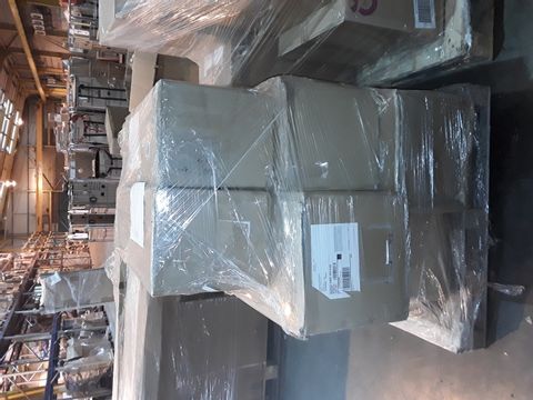 PALLET OF 6 BOXED CHRISTMAS TREES
