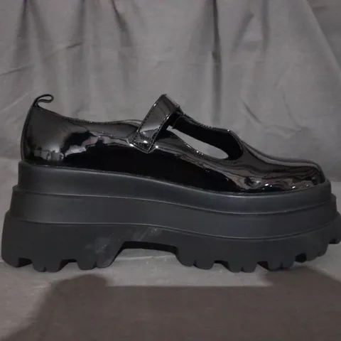 PAIR OF KOI CHUNKY MARY JANES IN BLACK SIZE 9 