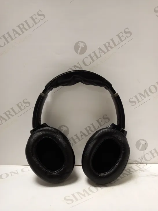 SKULLCANDY CRUSHER HEADPHONES IN BLACK