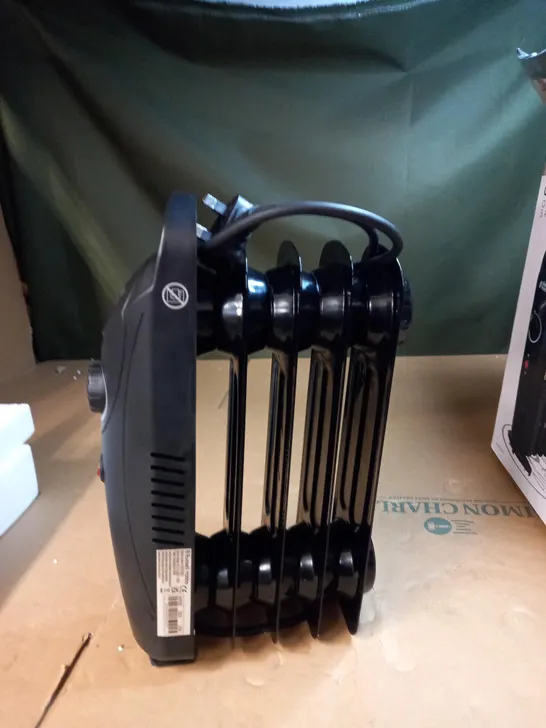 RUSSELL HOBBS COMPACT OIL FILLED RADIATOR 