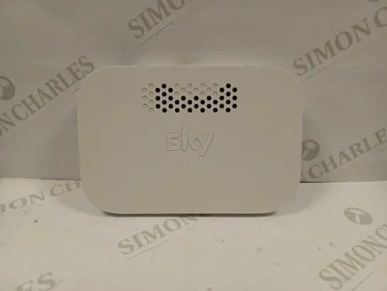 SKY Q WIRELESS BOOSTER EE120 WHITE 