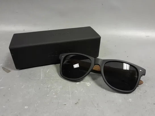 ZERPICO ENGRAVED BLACK TINTED SUNGLASSES 