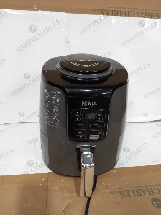 NINJA AIR FRYER 3.8L AF100UK