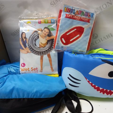 LOT OF ASSORTED SWIMMING ACCESSORIES TO INCLUDE INFLATABLE AIR LOUNGER, KIDS INFALTIBLE TYRE FLOAT. KIDS INFALTIBLE LIFE SAVER FLOAT. ETC.  