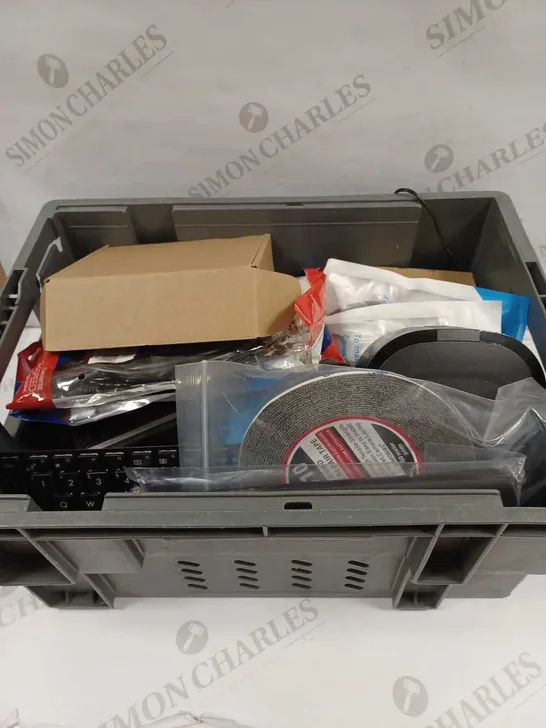 BOX TO CONTAIN APPROX 15 X ASSORTED TECH PRODUCTS, INCLUDES CHARGERS, HOME ALARM, REMOTE ETC 