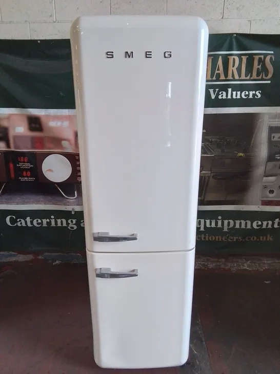 SMEG FREESTANDING 70/30 FRIDGE FREEZER IN CREAM - FAB32RCR5UK