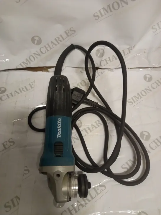 MAKITA GA4530R ANGLE GRINDER