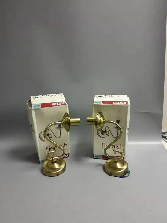 BOXED 2 X FLEMISH ANTIQUE BRASS EFFECT WALL LIGHTS