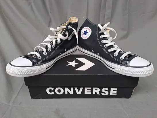 BOXED PAIR OF CONVERSE ALL STAR HI CANVAS SHOES IN BLACK UK SIZE 8