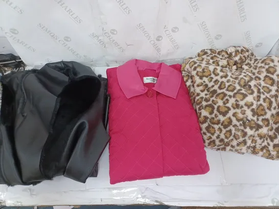 BOX OF 9 ASSORTED CLOTHING ITEMS TO INCLUDE FLUFFY LEOPARD PRINT JACKET, PINK COLLARED JACKET , ETC