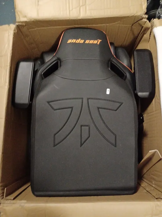 ANDA SEAT 3L BLACK GAMING CHAIR // COLLECTION ONLY 