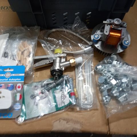 LOT OF ASSORTED FITTINGS AND FIXTURES