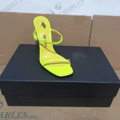 BOXED PAIR OF THEATICO LADIES HEELS IN NEON YELLOW EU SIZE 37.5