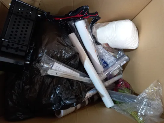 BOX OF ASSORTED HOUSE HOLD ITEMS TO INCLUDE WALLPAPER - HOSE HOLDER - DOG HARNESS / COLLECTION ONLY 