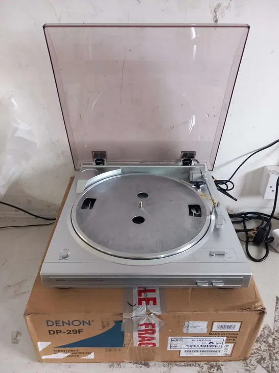 DENON DP29F SILVER FULLY AUTOMATIC  TURNTABLE