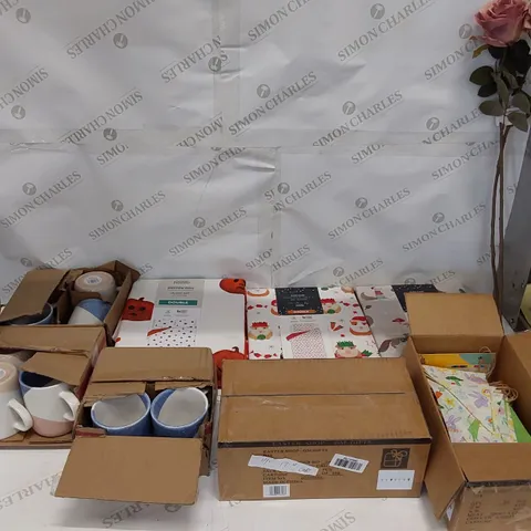 BOX CONTAINING APPROXIMATELY 10 ASSORTED BRAND NEW PRODUCTS INCLUDING BEDDING, EASTER DECORATIONS, CUPS & ARTIFICIAL FLOWERS