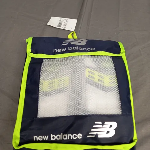 NEW BALANCE CRICKET BATTING GLOVES - SIZE L