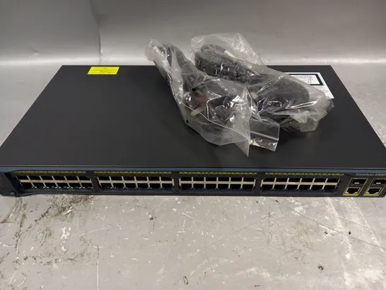 CISCO CATALYST 2960 SERIES SWITCH