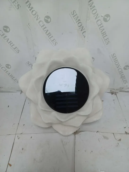 BOXED MY GARDEN STORIES LARGE LED LOTUS LIGHT