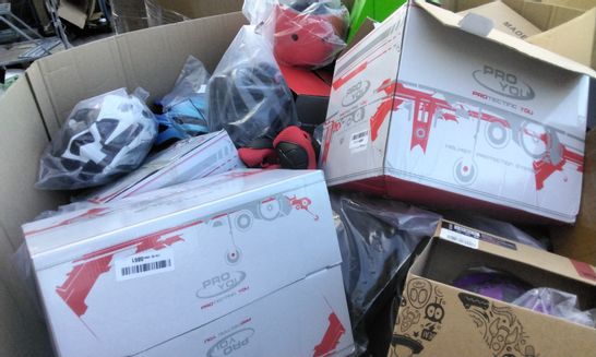 PALLET OF ASSORTED ITEMS INCLUDING SKIWEAR, RED ROUND TOP HELMET, PURPLE BICYCLE HELMET, RED PROTECTION PADS